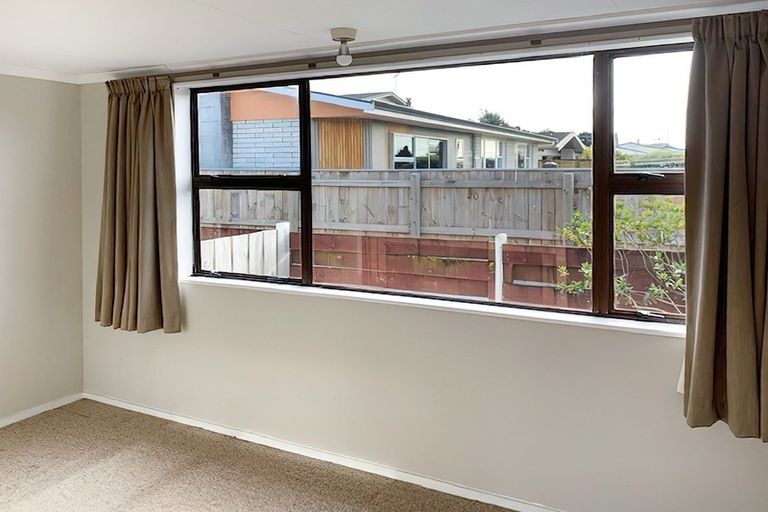 Photo of property in 76 Cook Street, Foxton, 4814