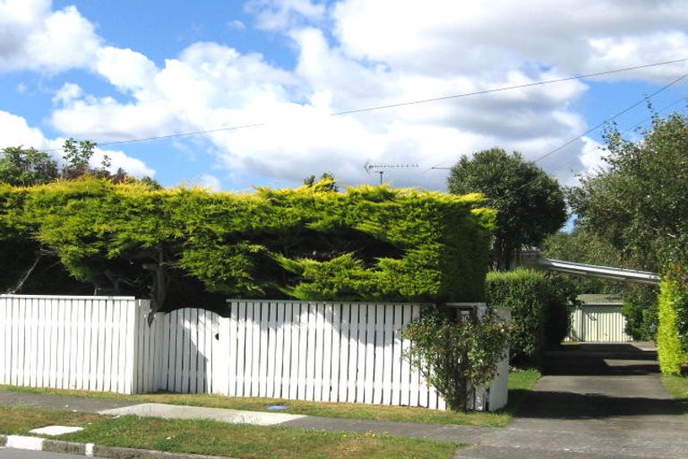 Photo of property in 10 Hector Grove, Trentham, Upper Hutt, 5018