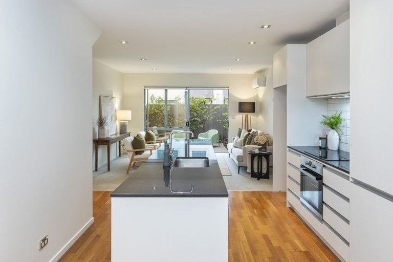 Photo of property in 32a Champion Street, Edgeware, Christchurch, 8013