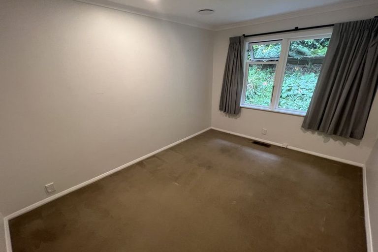 Photo of property in 20 Zetland Street, Highbury, Wellington, 6012