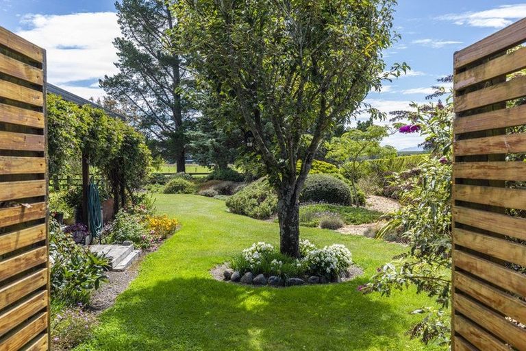 Photo of property in 4 Kennedys Hill Road, Fernside, Rangiora, 7471