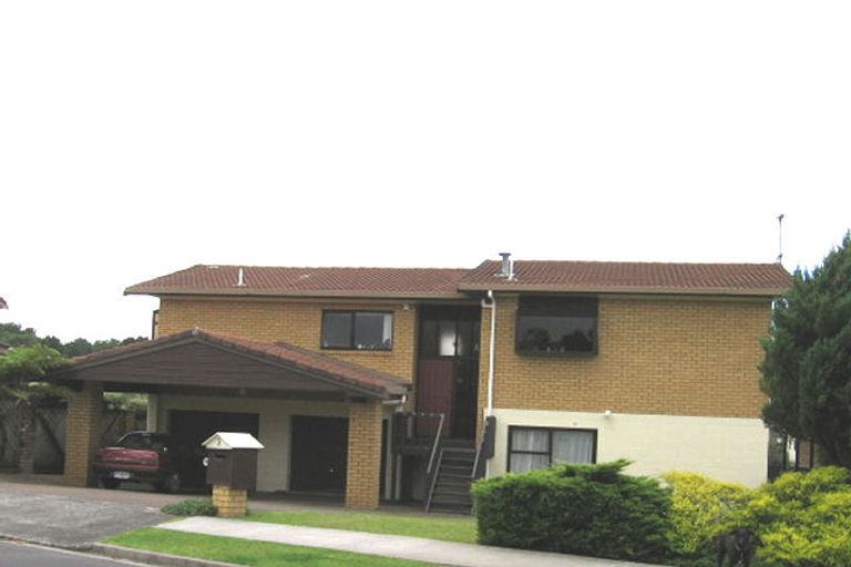 Photo of property in 3 Monet Grove, West Harbour, Auckland, 0618