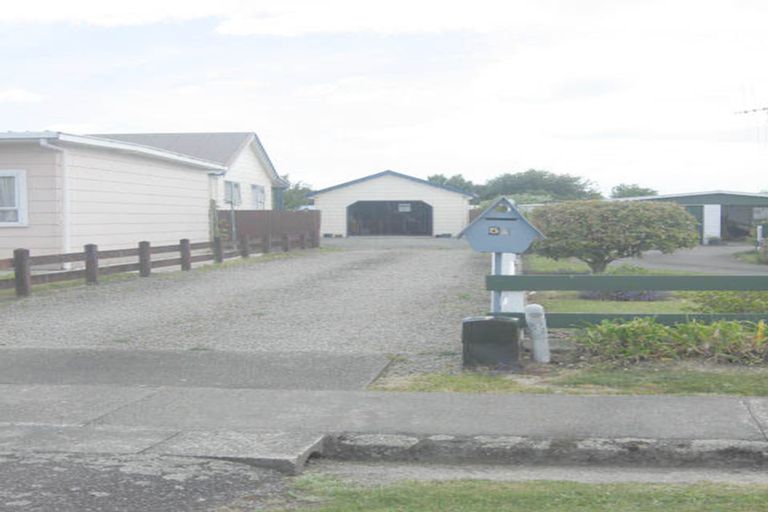 Photo of property in 5a Edward Street, Pahiatua, 4910