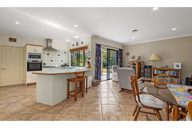 Photo of property in 28 Davis Strongman Place, Kerikeri, 0293