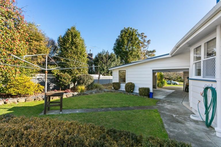 Photo of property in 27 Marian Drive, Inner Kaiti, Gisborne, 4010