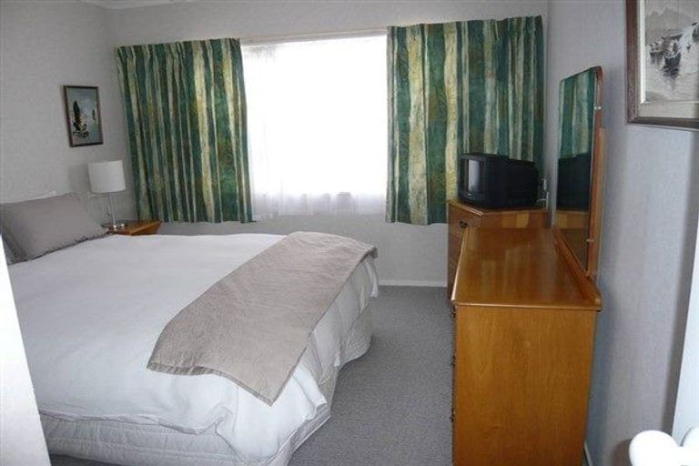 Photo of property in 273/1 Mangorei Road, Merrilands, New Plymouth, 4312