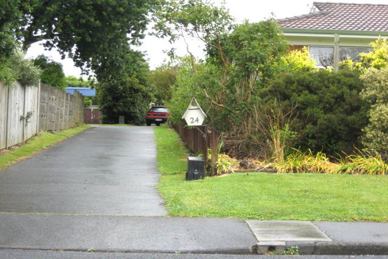 Photo of property in 24 Park Estate Road, Rosehill, Papakura, 2113