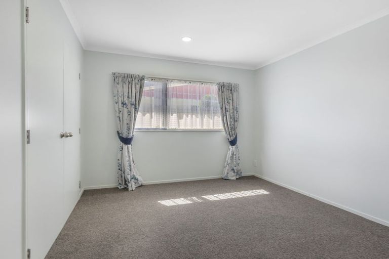 Photo of property in 68a Auckland Road, Greenmeadows, Napier, 4112