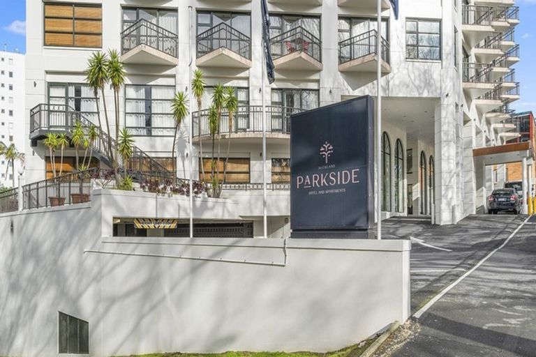 Photo of property in Harvard On Hobson Apartments, 7p/147 Hobson Street, Auckland Central, Auckland, 1010