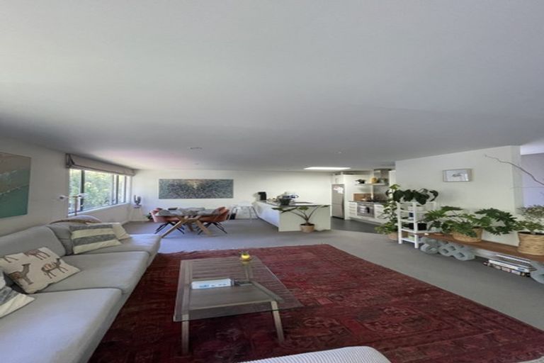 Photo of property in 35b Ngaio Road, Kelburn, Wellington, 6012