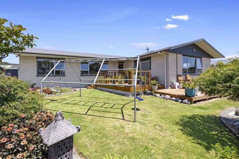 Photo of property in 31 Hutchins Street, Waitara, 4320