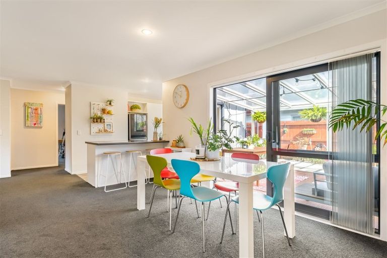 Photo of property in 85 Farmer Crescent, Taita, Lower Hutt, 5011