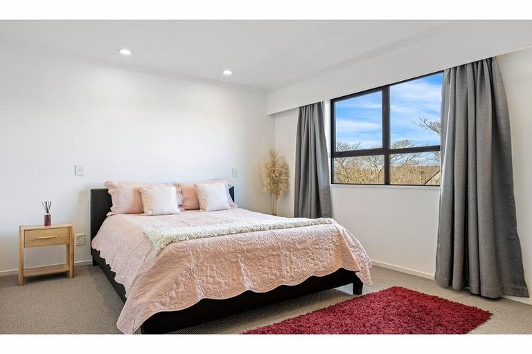 Photo of property in 1 Lancewood Drive, Halswell, Christchurch, 8025