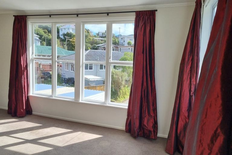 Photo of property in 41 Hindmarsh Street, Johnsonville, Wellington, 6037