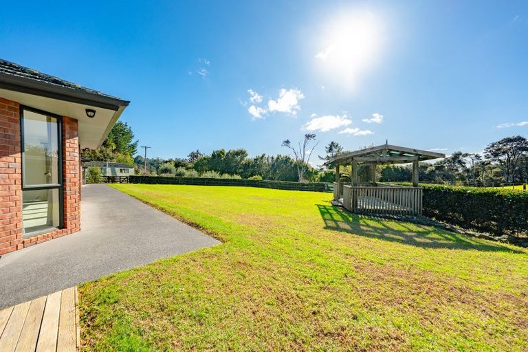 Photo of property in 58 Arrowsmith Road, Waitakere, Henderson, 0782