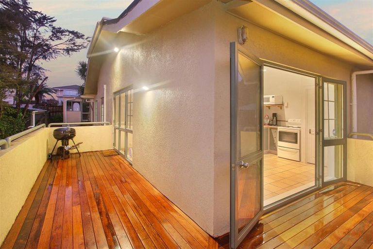 Photo of property in 13b Ambler Avenue, Glen Eden, Auckland, 0602