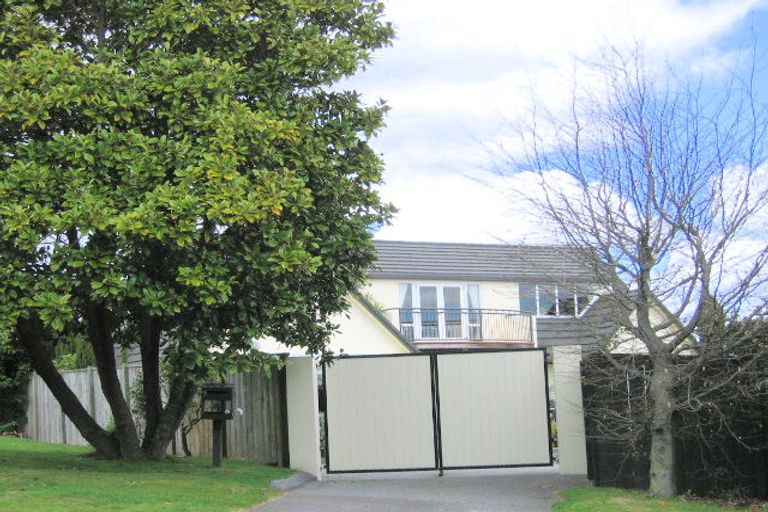 Photo of property in 9 Shepherd Road, Waipahihi, Taupo, 3330