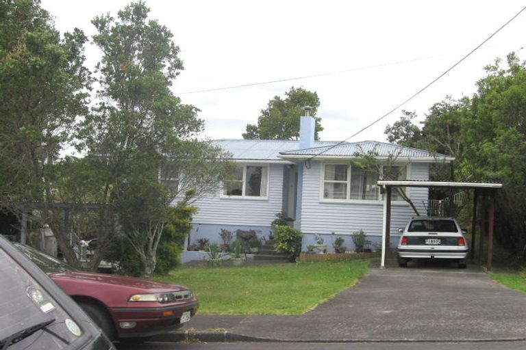 Photo of property in 1/39 Roberts Road, Glenfield, Auckland, 0629