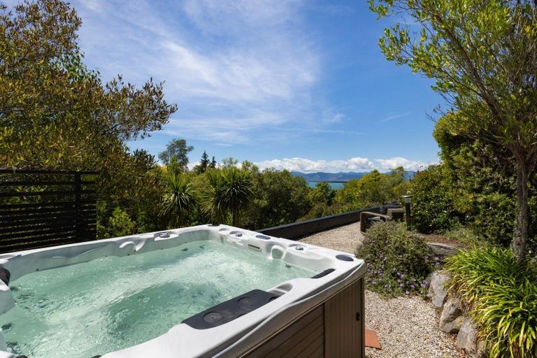 Photo of property in 52 Brabant Drive, Ruby Bay, Mapua, 7005