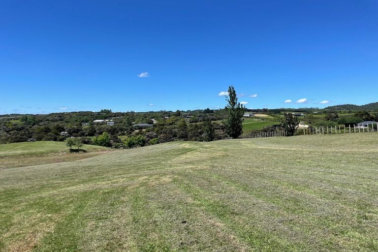 Photo of property in 78 Waiotahi Drive, Mangawhai, 0573