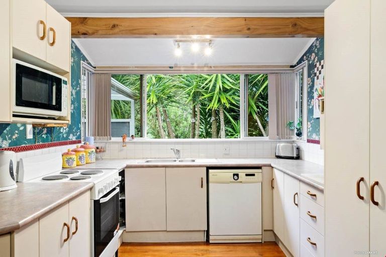 Photo of property in 4 Mountbatten Place, Papakura, 2110