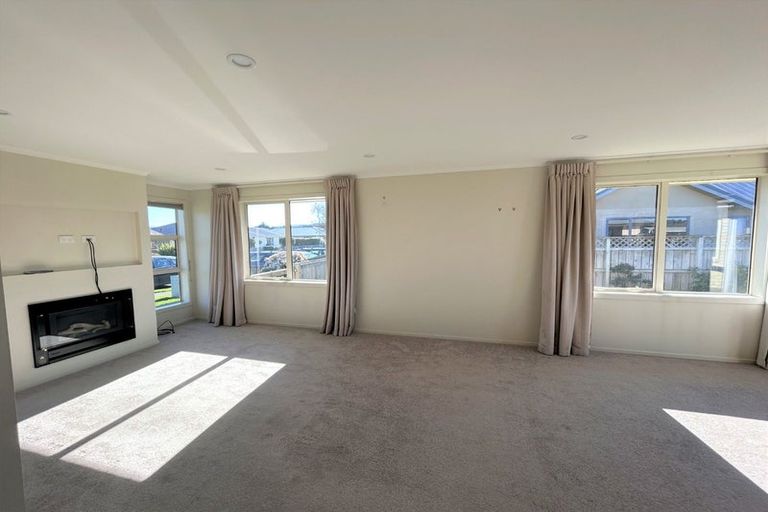 Photo of property in 47 Silverstream Drive, Mosgiel, 9024