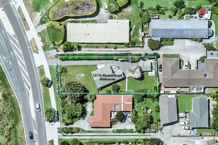 Photo of property in 151 Te Moana Road, Waikanae, 5036