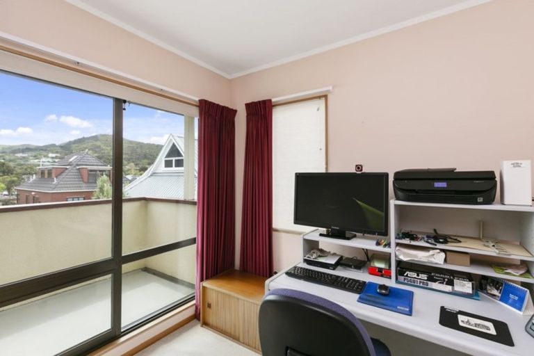 Photo of property in 3 Scorian Close, Karori, Wellington, 6012