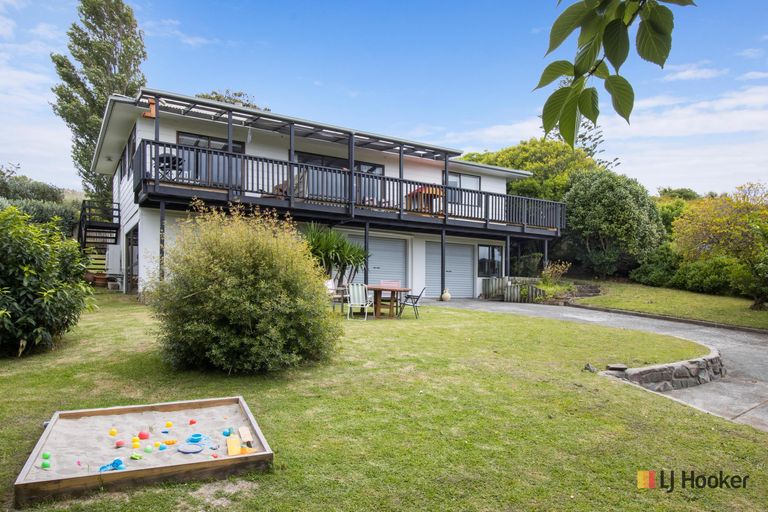 Photo of property in 2 Nathan Place, Athenree, Katikati, 3177