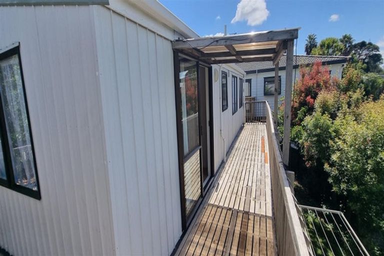 Photo of property in 229 Hepburn Road, Glendene, Auckland, 0602