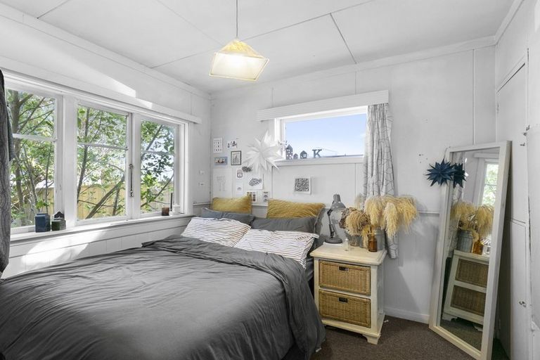 Photo of property in 60 Roxburgh Street, Mount Victoria, Wellington, 6011