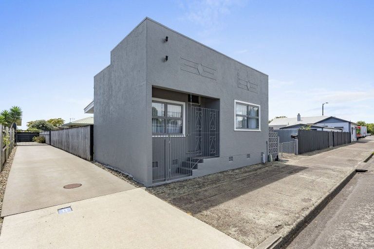 Photo of property in 645 Ferguson Street, Terrace End, Palmerston North, 4410