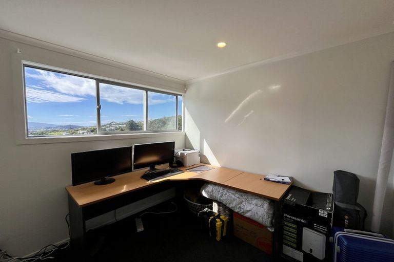 Photo of property in 2/127 Raroa Road, Aro Valley, Wellington, 6012