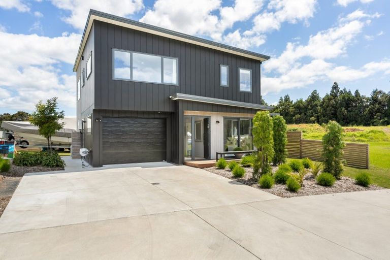 Photo of property in 18 Pinnacles Lane, Pauanui, 3579