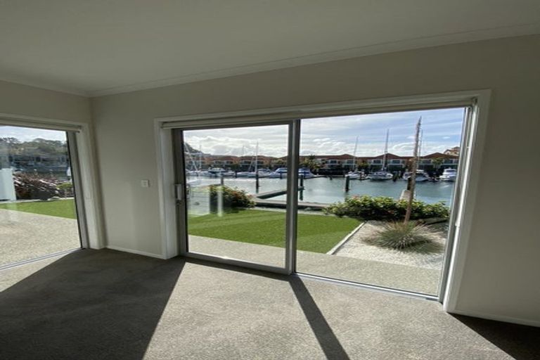 Photo of property in 19 Rue D' Amarres, Gulf Harbour, Whangaparaoa, 0930