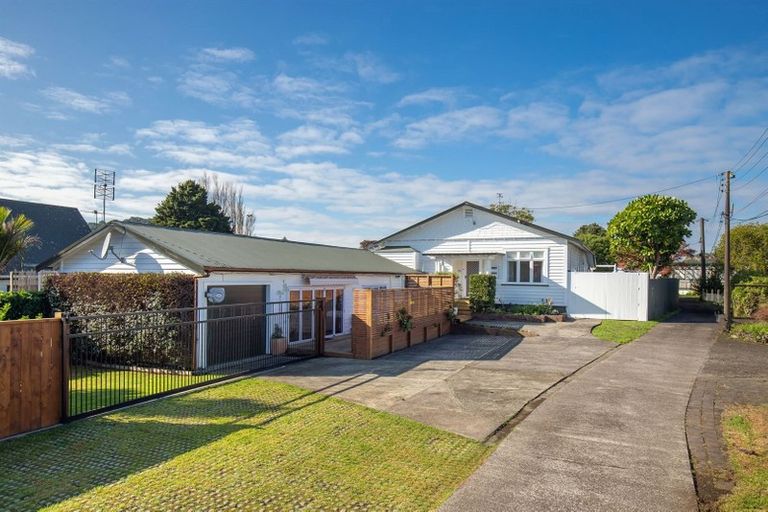 Photo of property in 1148 New North Road, Mount Albert, Auckland, 1025