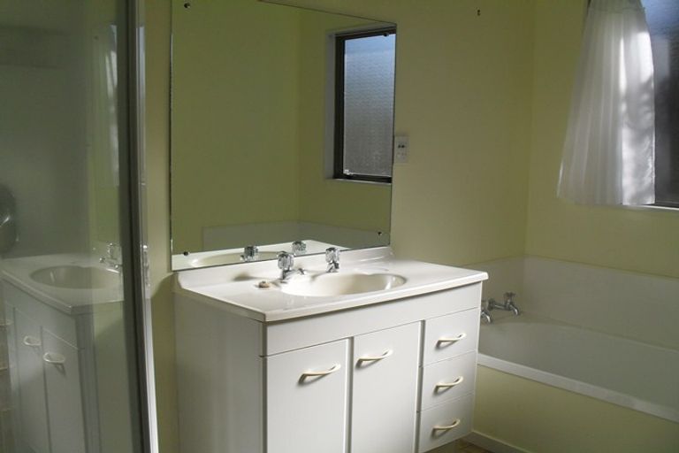 Photo of property in 17 The Grove, Nukuhau, Taupo, 3330