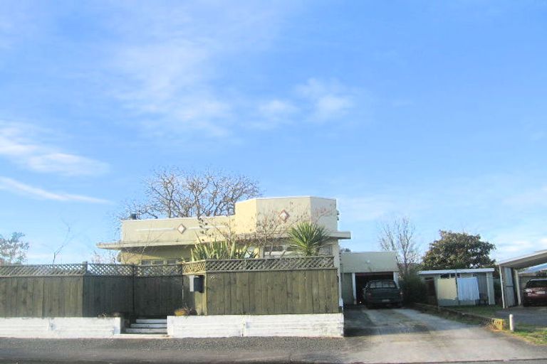 Photo of property in 708 Alexandra Street, Parkvale, Hastings, 4122