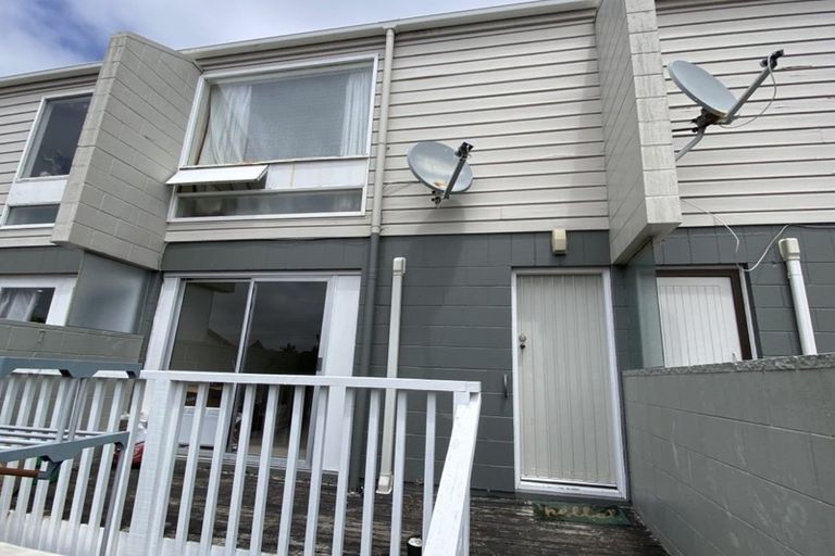 Photo of property in 5/33 Frankmoore Avenue, Johnsonville, Wellington, 6037