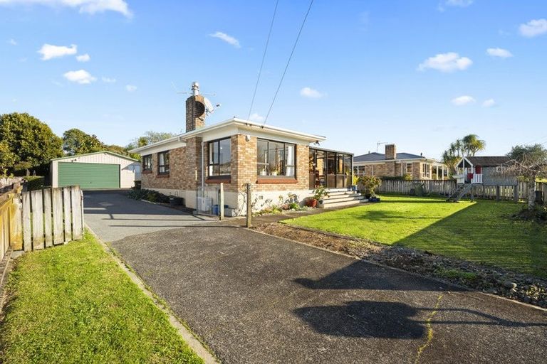 Photo of property in 4 Beresford Street, Pukekohe, 2120