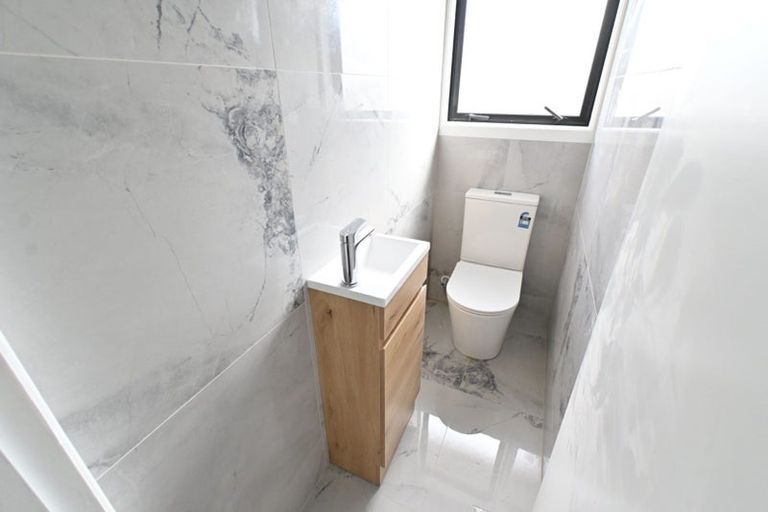 Photo of property in 2 Fisher Crescent, Otara, Auckland, 2023