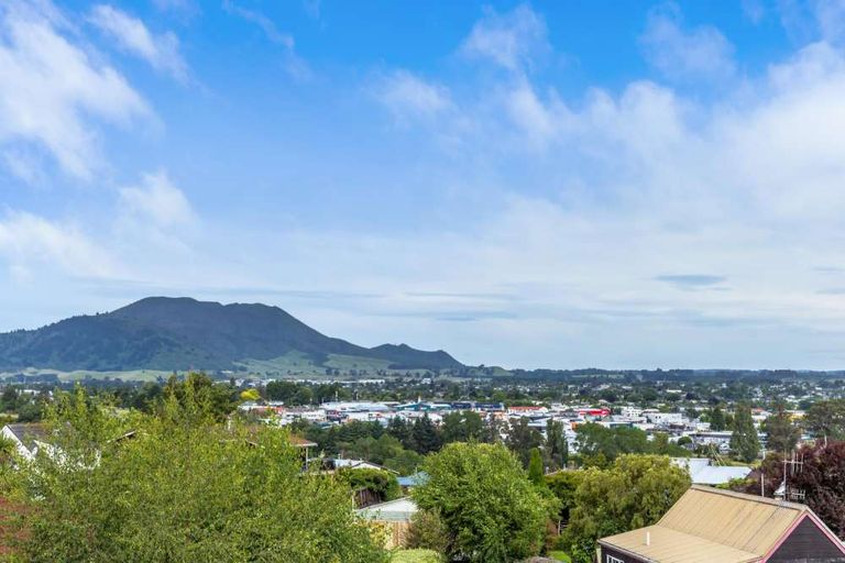 Photo of property in 87 Acacia Bay Road, Nukuhau, Taupo, 3330