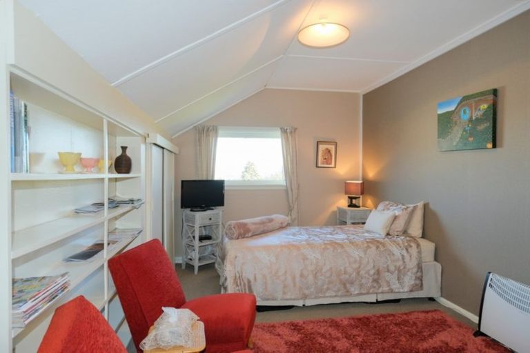 Photo of property in 140 Perth Street, Holmes Hill, Oamaru, 9401