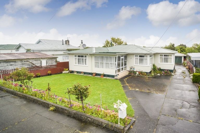 Photo of property in 35 Morris Street, Marton, 4710