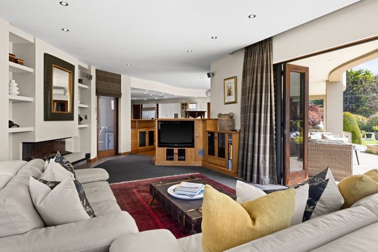 Photo of property in 375 Saint Georges Road, Havelock North, 4130