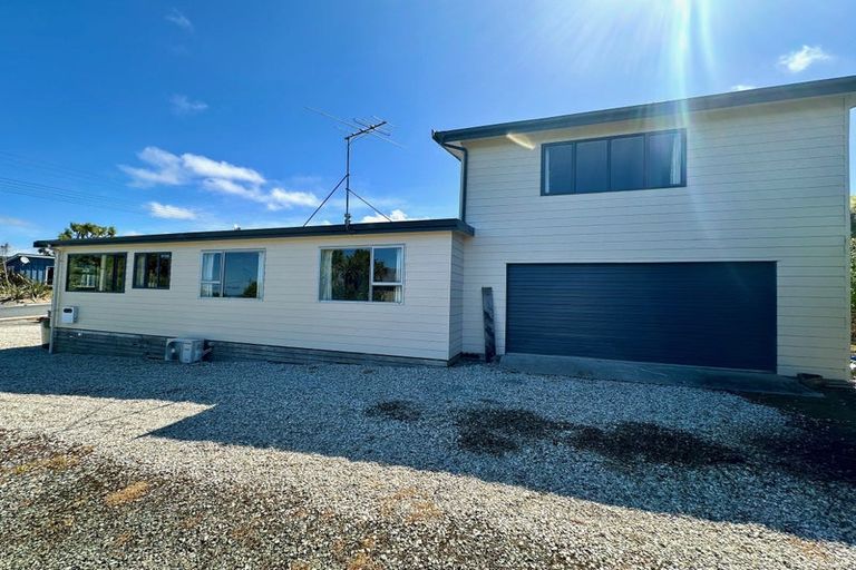 Photo of property in 30 Tarata Street, Kaka Point, Balclutha, 9271