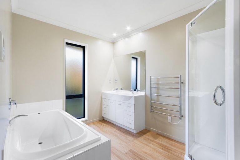 Photo of property in 8 Longspur Avenue, Wigram, Christchurch, 8025