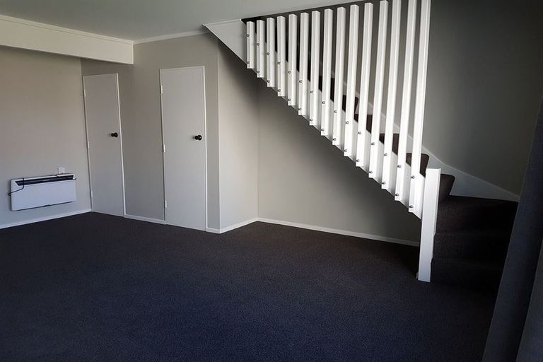 Photo of property in 31e Pharazyn Street, Melling, Lower Hutt, 5010