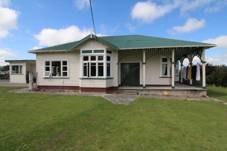 Photo of property in 2 Laura Street, Lumsden, 9730