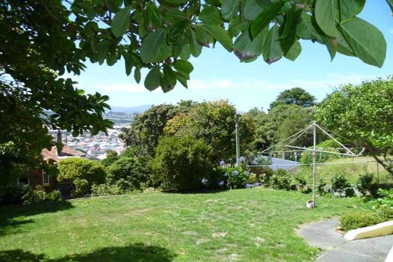 Photo of property in 32 Buckingham Street, Melrose, Wellington, 6023